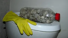 Ein neuer Trick mit einer Flasche wird Ihre täglichen Ausgaben für Wasser erheblich reduzieren